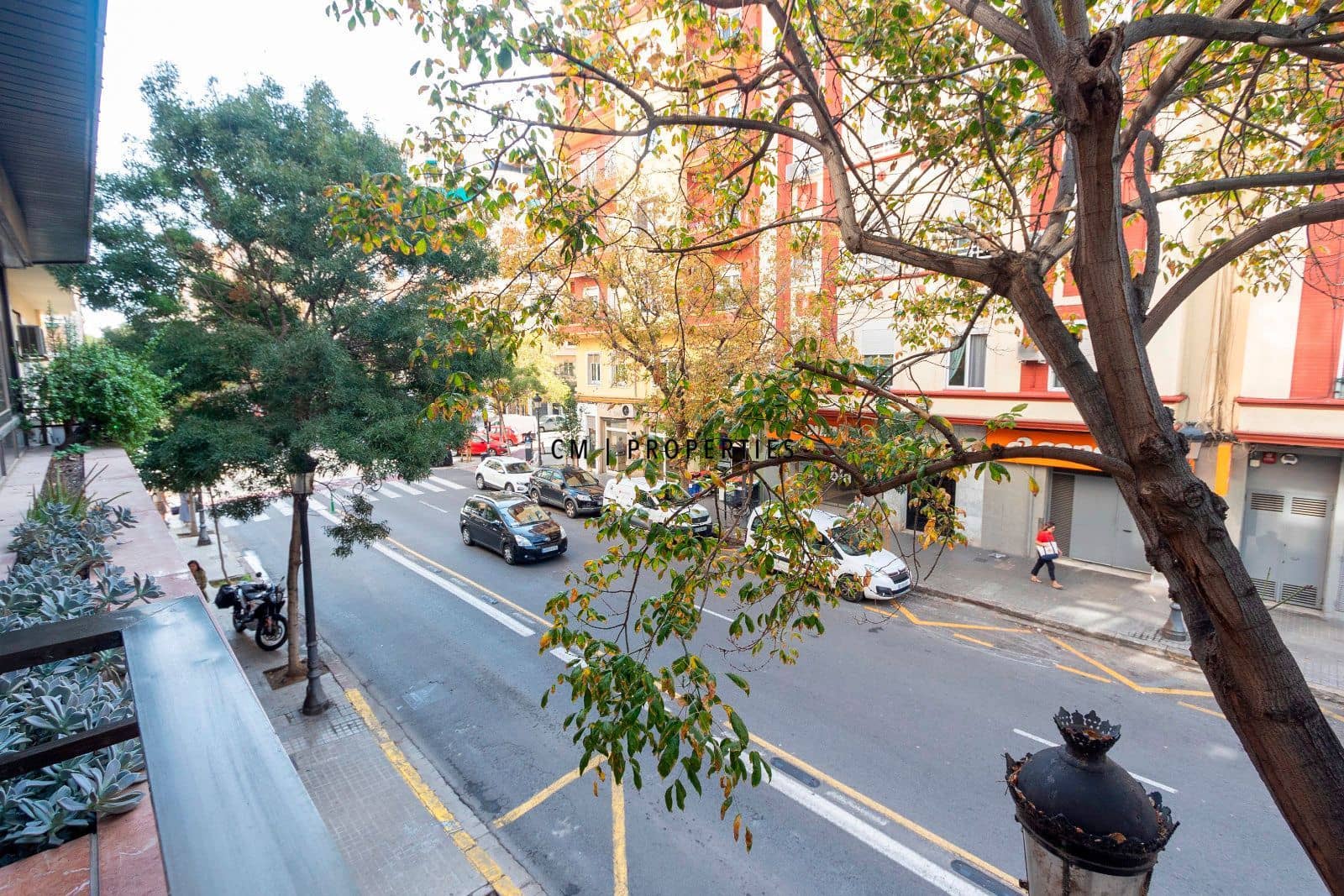 2 bedroom Flat for rent in Valencia city - € 1,450 (Ref: 9283452)