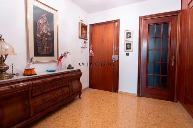 4 soveværelse Lejlighed til salg i Sant Pau, Valencia by - € 460.000 (Ref: 9289815)