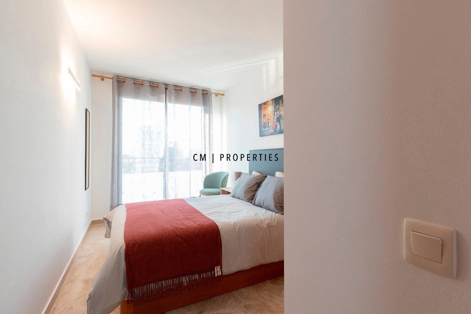 Piso de 3 habitaciones en València ciudad en alquiler con garaje - 2.200 € (Ref: 9292332)