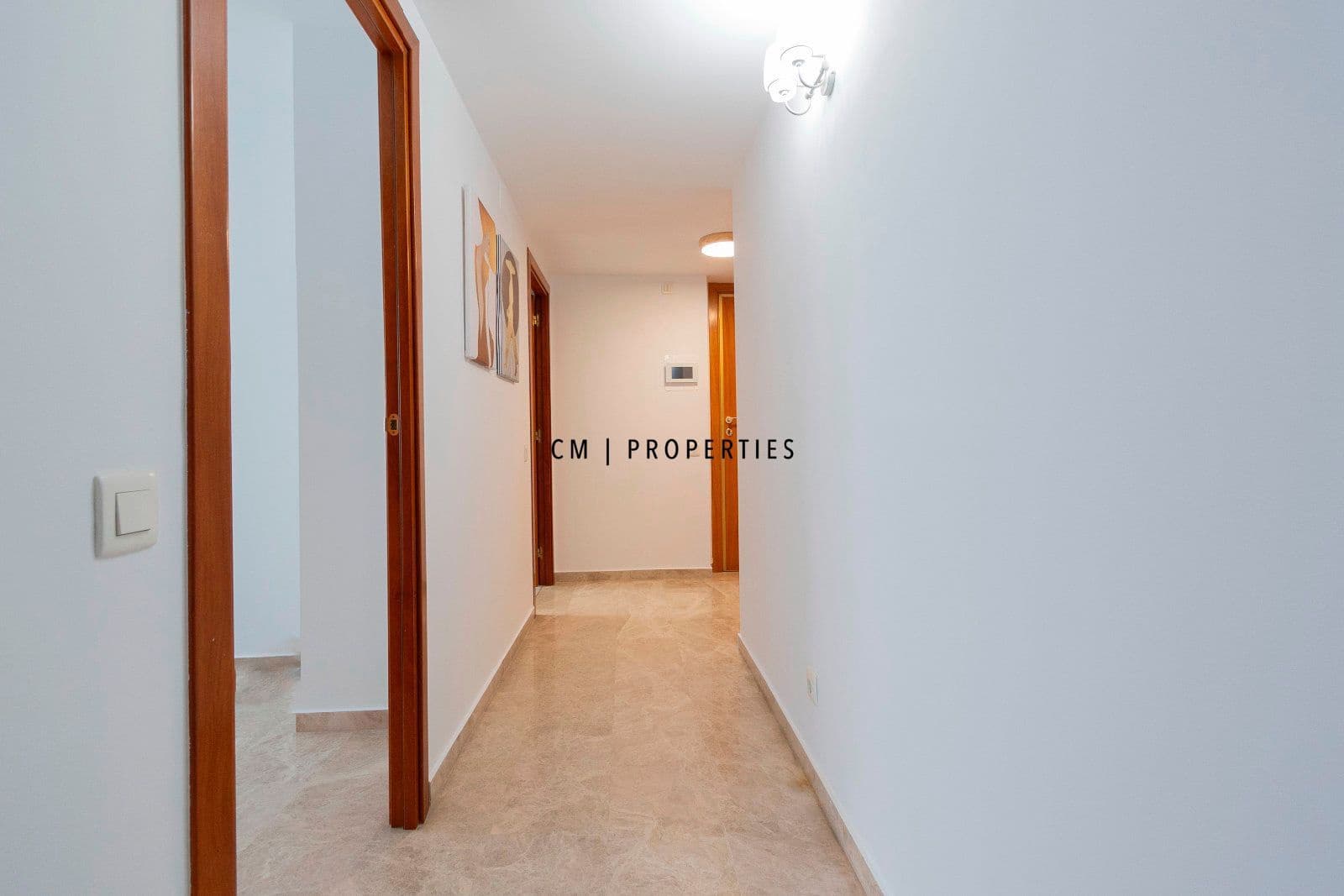 Piso de 3 habitaciones en València ciudad en alquiler con garaje - 2.200 € (Ref: 9292332)