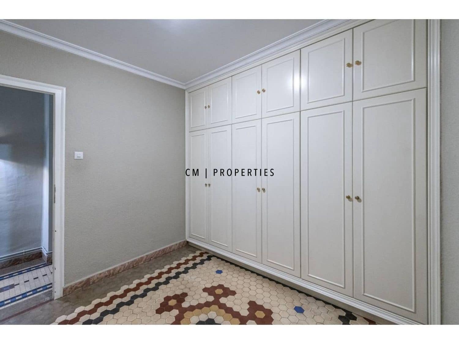 4 soveværelse Lejlighed til salg i Valencia by - € 475.000 (Ref: 9296396)