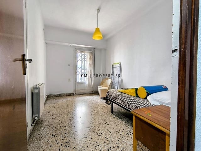 4 soverom Leilighet til salgs i Ciutat Jardi, Valencia by - € 290 000 (Ref: 9296487)