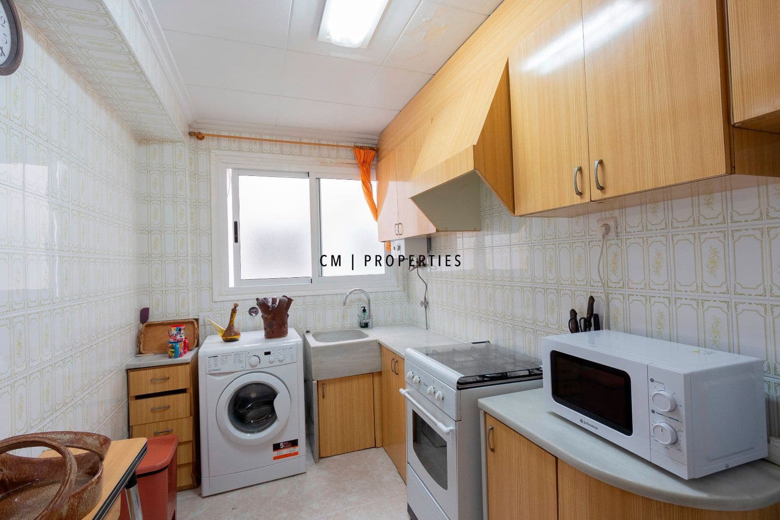 4 bedroom Flat for rent in Valencia city - € 1,350 (Ref: 9311948)