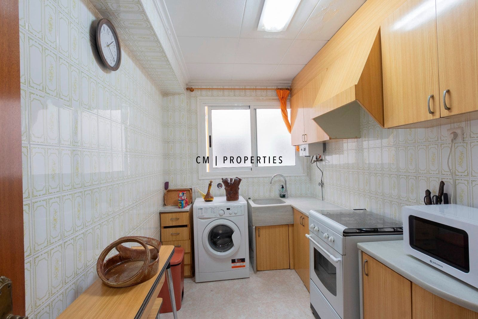 4 bedroom Flat for rent in Valencia city - € 1,350 (Ref: 9311948)