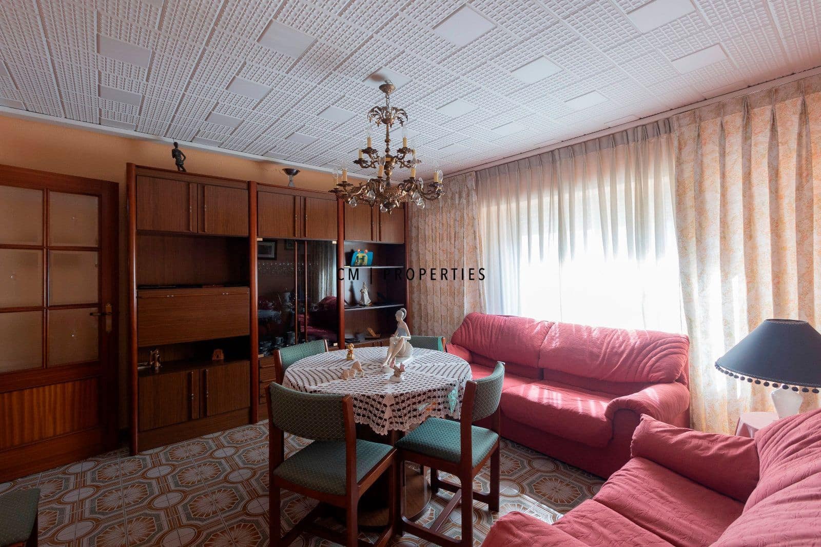 4 bedroom Flat for rent in Valencia city - € 1,350 (Ref: 9311948)