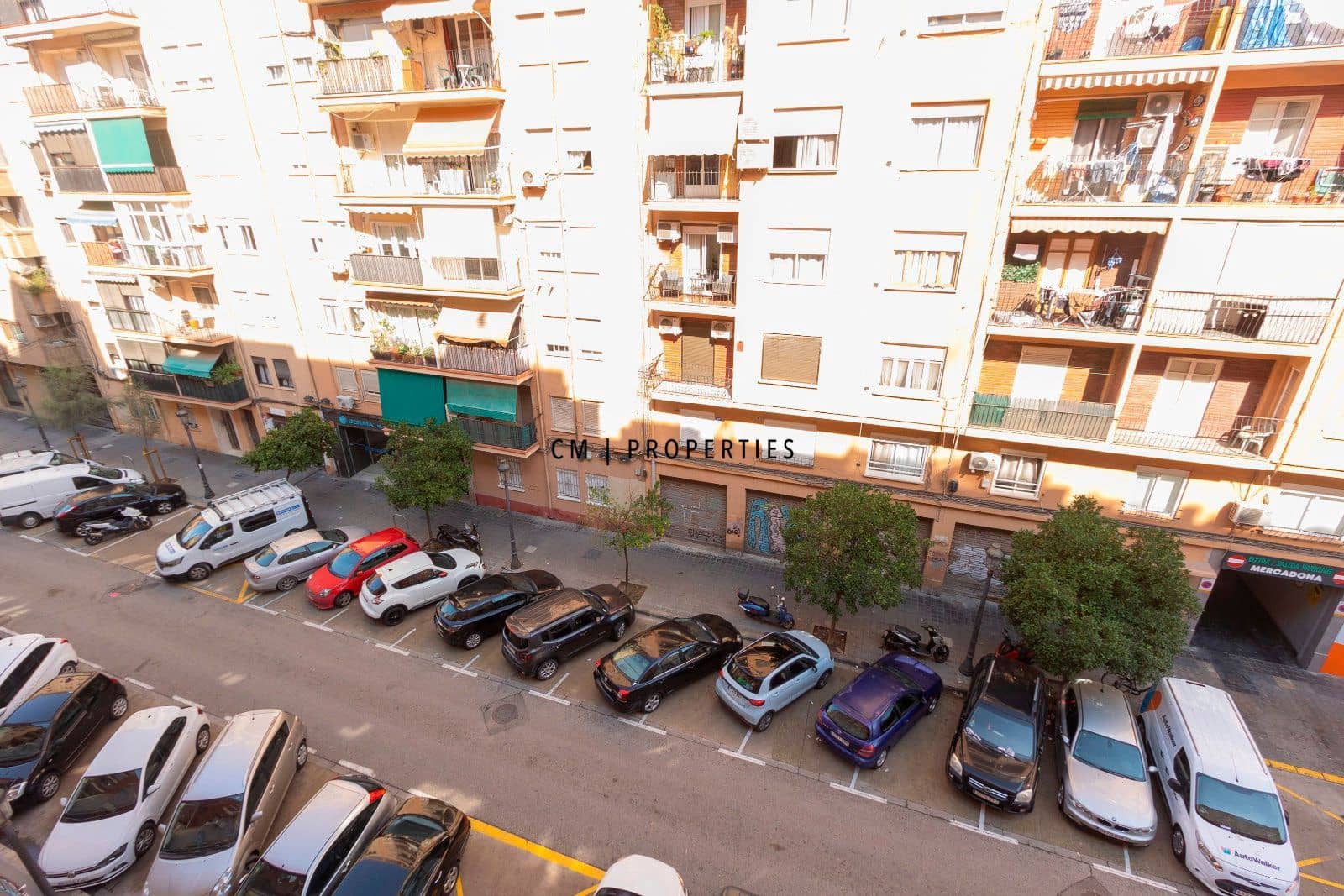 4 bedroom Flat for rent in Valencia city - € 1,350 (Ref: 9311948)
