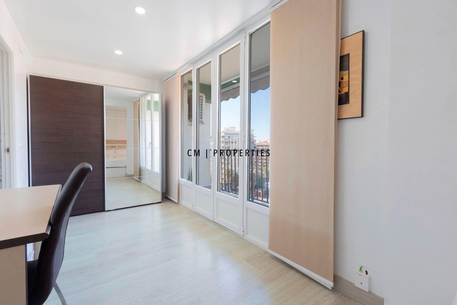 2 soverom Leilighet til leie i Valencia by - € 1 500 (Ref: 9322732)