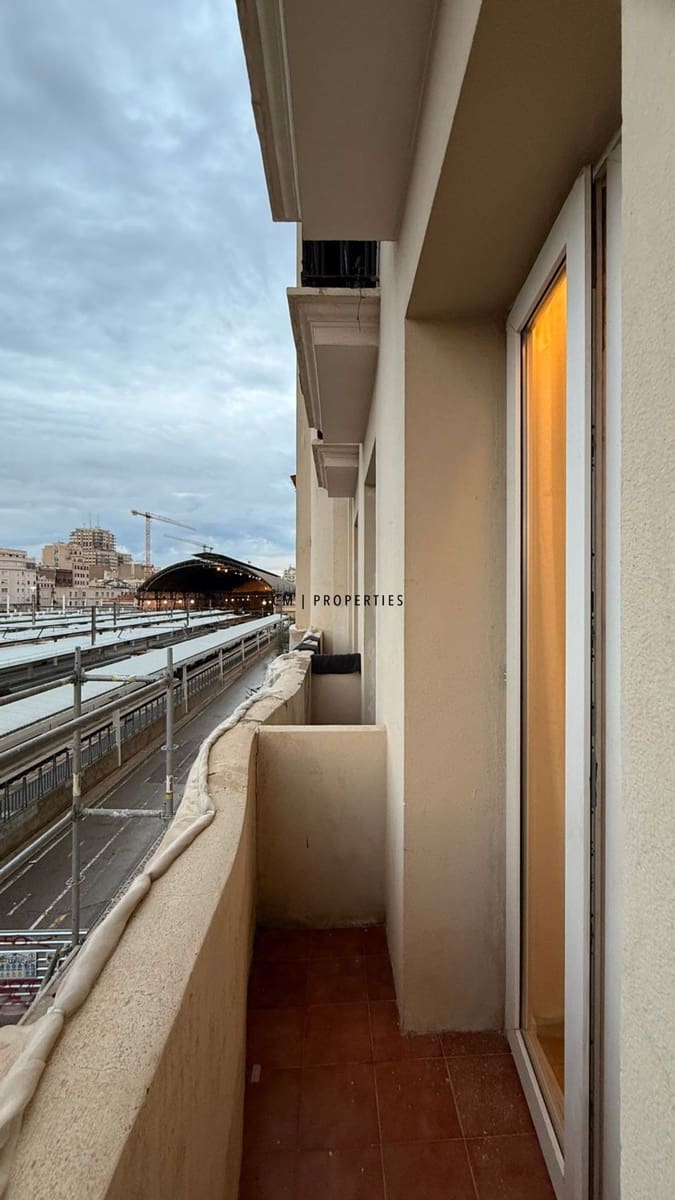 3 sovrum Lägenhet att hyra i Valencia stad - 2 400 € (Ref: 9325162)