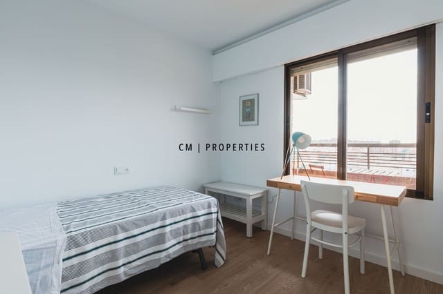 3 chambre Appartement à vendre à Mestalla, Valence ville - 650 000 € (Ref: 9325635)