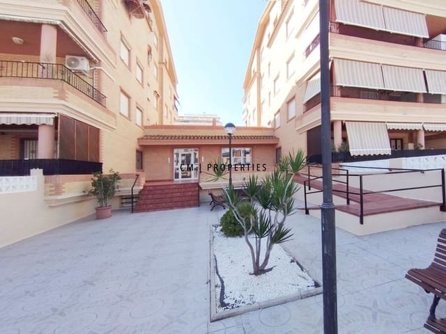 2 makuuhuone Asunto vuokrattavana paikassa Canet d'En Berenguer mukana uima-altaan 
autotalli - 1 280 € (Ref: 9325636)