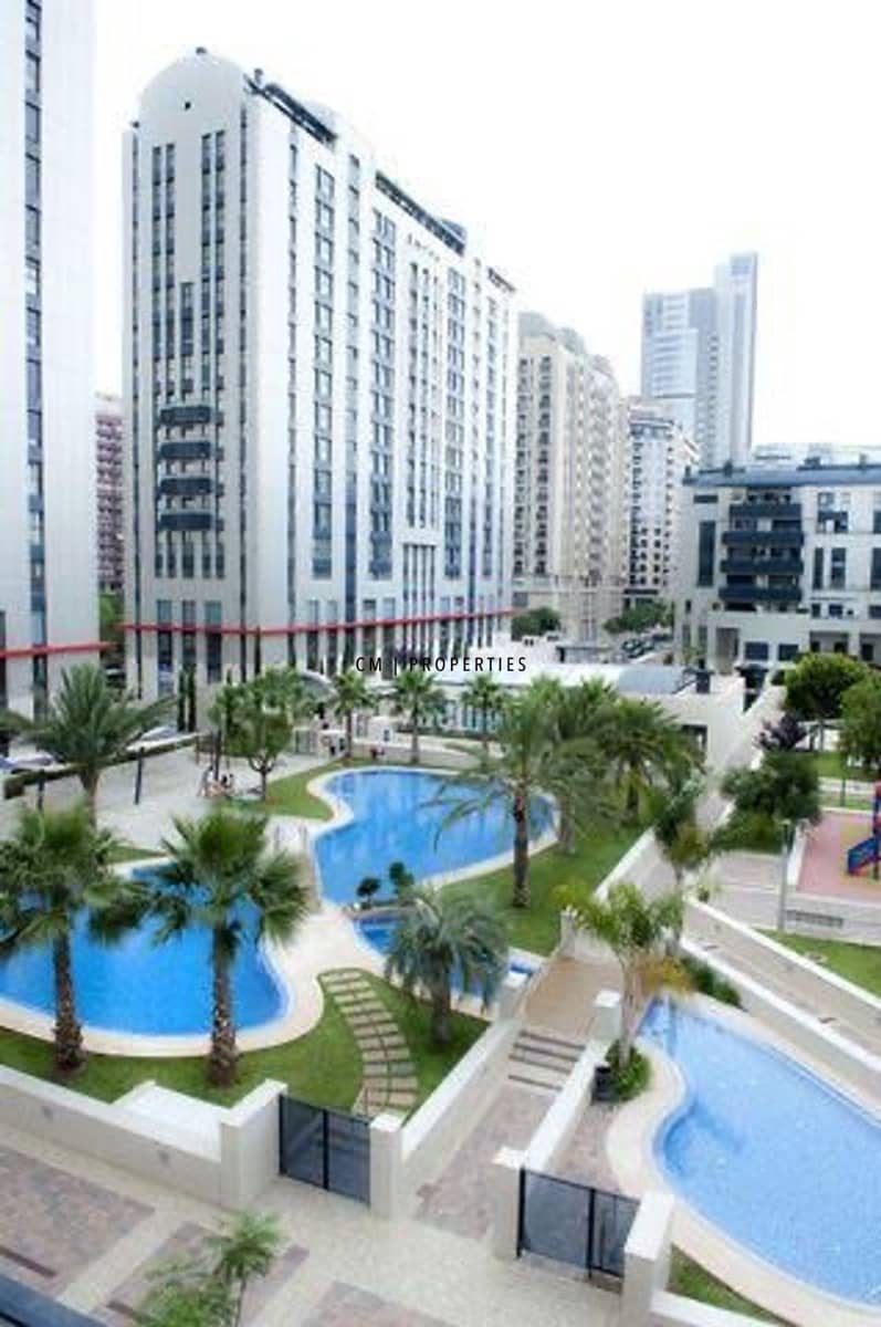 1 makuuhuone Asunto vuokrattavana paikassa Valencia kaupunki mukana uima-altaan 
autotalli - 1 650 € (Ref: 9325637)