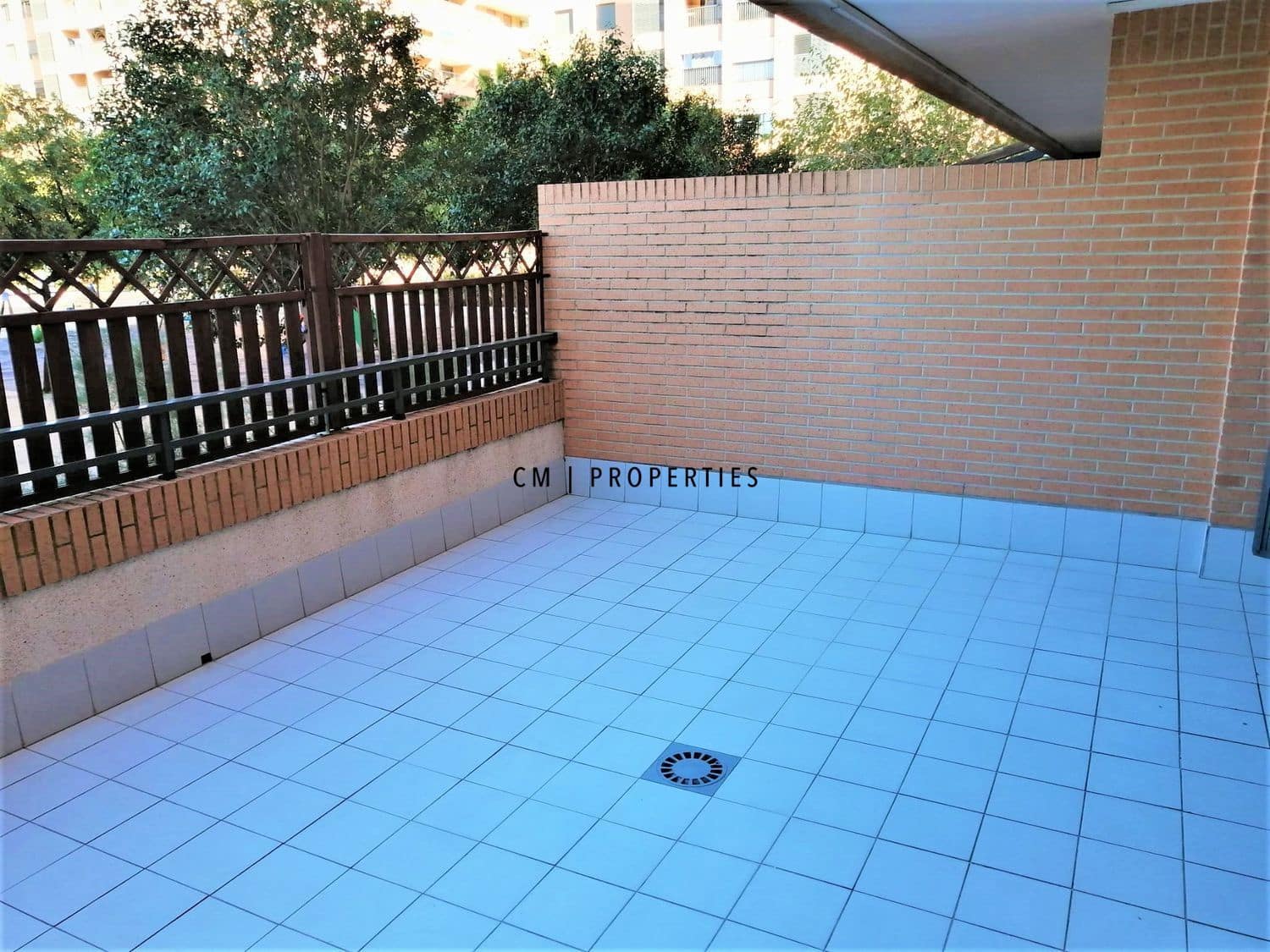 1 makuuhuone Asunto vuokrattavana paikassa Alboraya / Alboraia mukana uima-altaan 
autotalli - 1 350 € (Ref: 9328552)