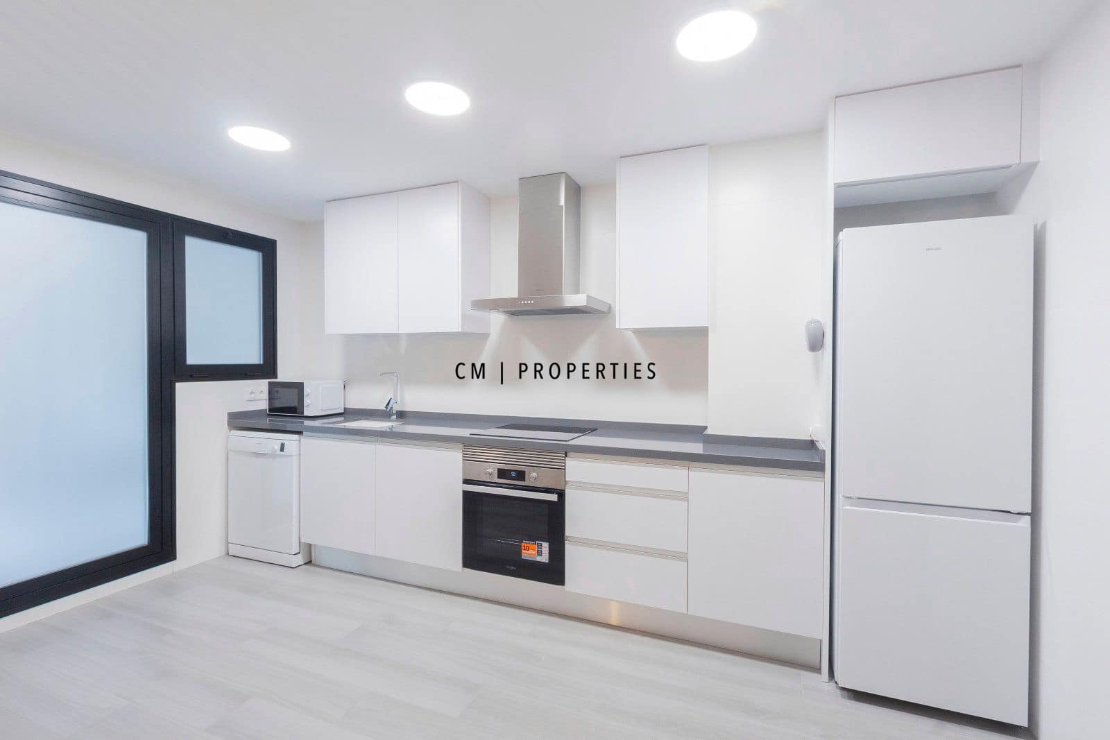2 Zimmer Wohnung zu vermieten in Torrent mit Garage - 1.500 € (Ref: 9331747)