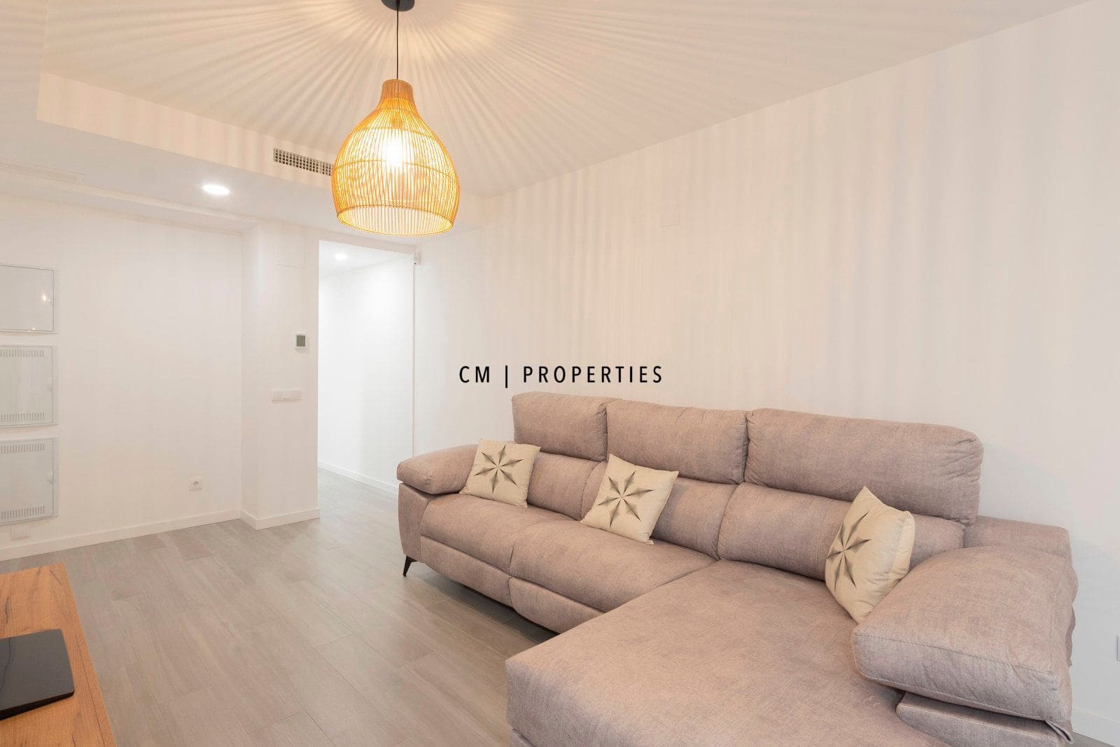 2 Zimmer Wohnung zu vermieten in Torrent mit Garage - 1.500 € (Ref: 9331747)