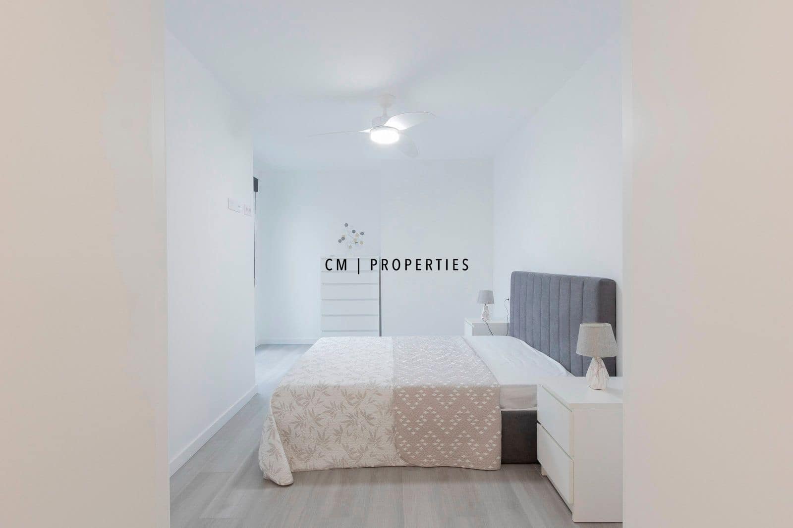 2 Zimmer Wohnung zu vermieten in Torrent mit Garage - 1.500 € (Ref: 9331747)