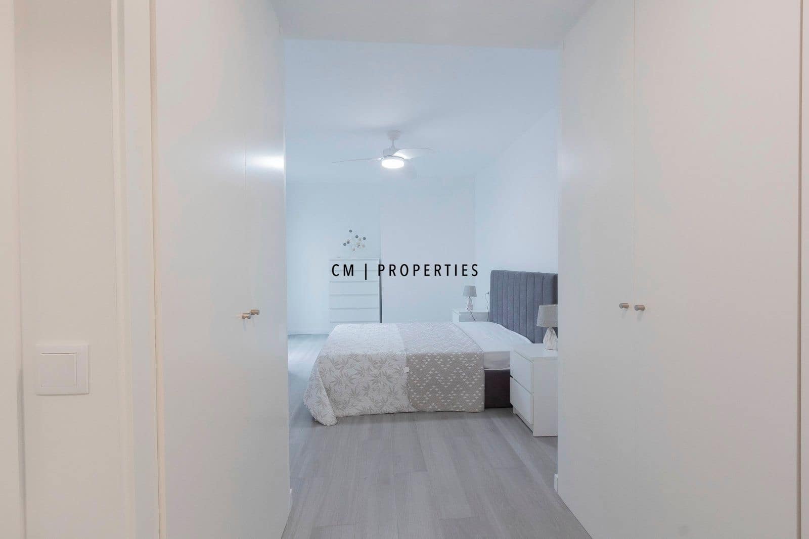 2 Zimmer Wohnung zu vermieten in Torrent mit Garage - 1.500 € (Ref: 9331747)