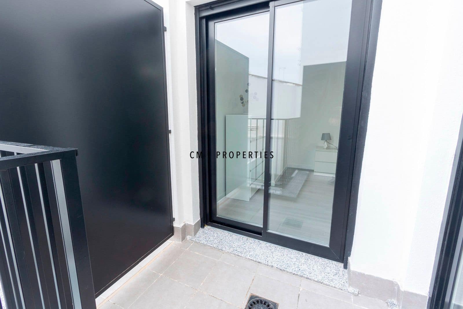2 Zimmer Wohnung zu vermieten in Torrent mit Garage - 1.500 € (Ref: 9331747)