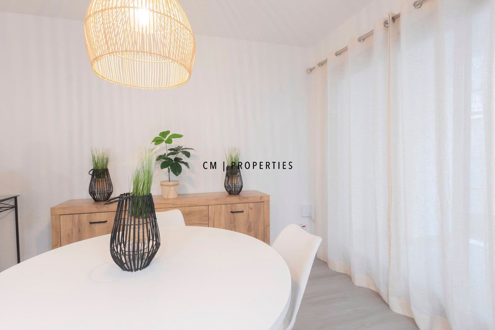 2 Zimmer Wohnung zu vermieten in Torrent mit Garage - 1.500 € (Ref: 9331747)
