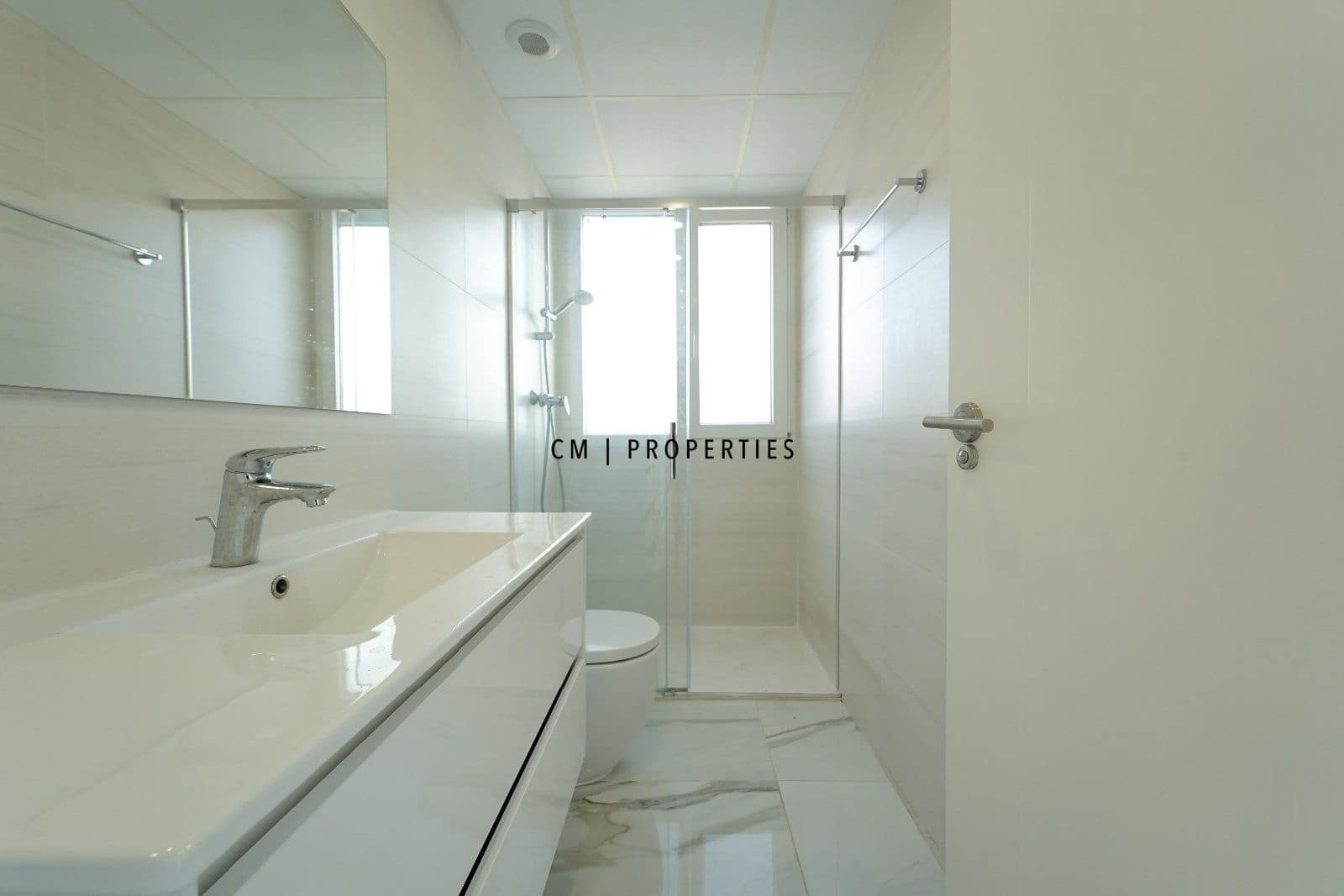 3 sovrum Takvåning att hyra i Valencia stad med garage - 5 000 € (Ref: 9335612)