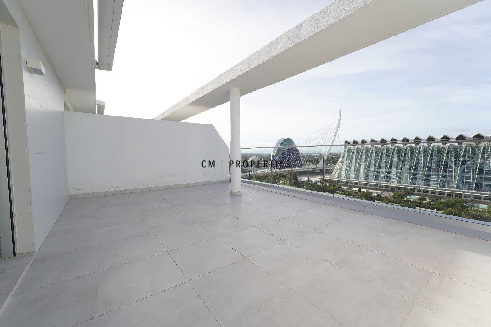 3 sovrum Takvåning att hyra i Valencia stad med garage - 5 000 € (Ref: 9335612)