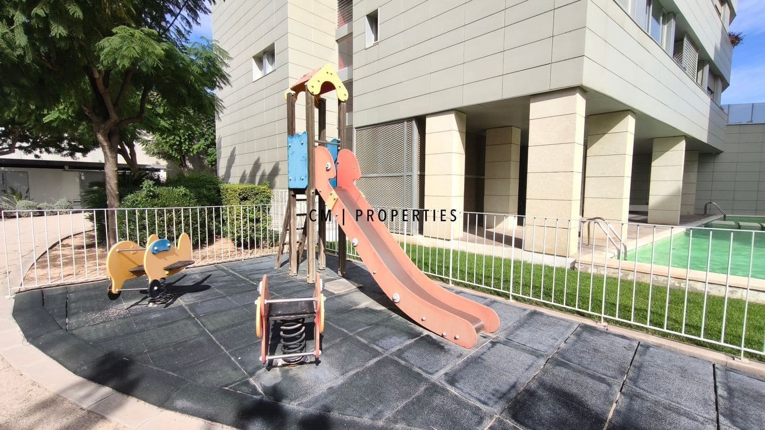 Lejlighed til salg i Valencia by med swimmingpool - € 285.000 (Ref: 9340105)