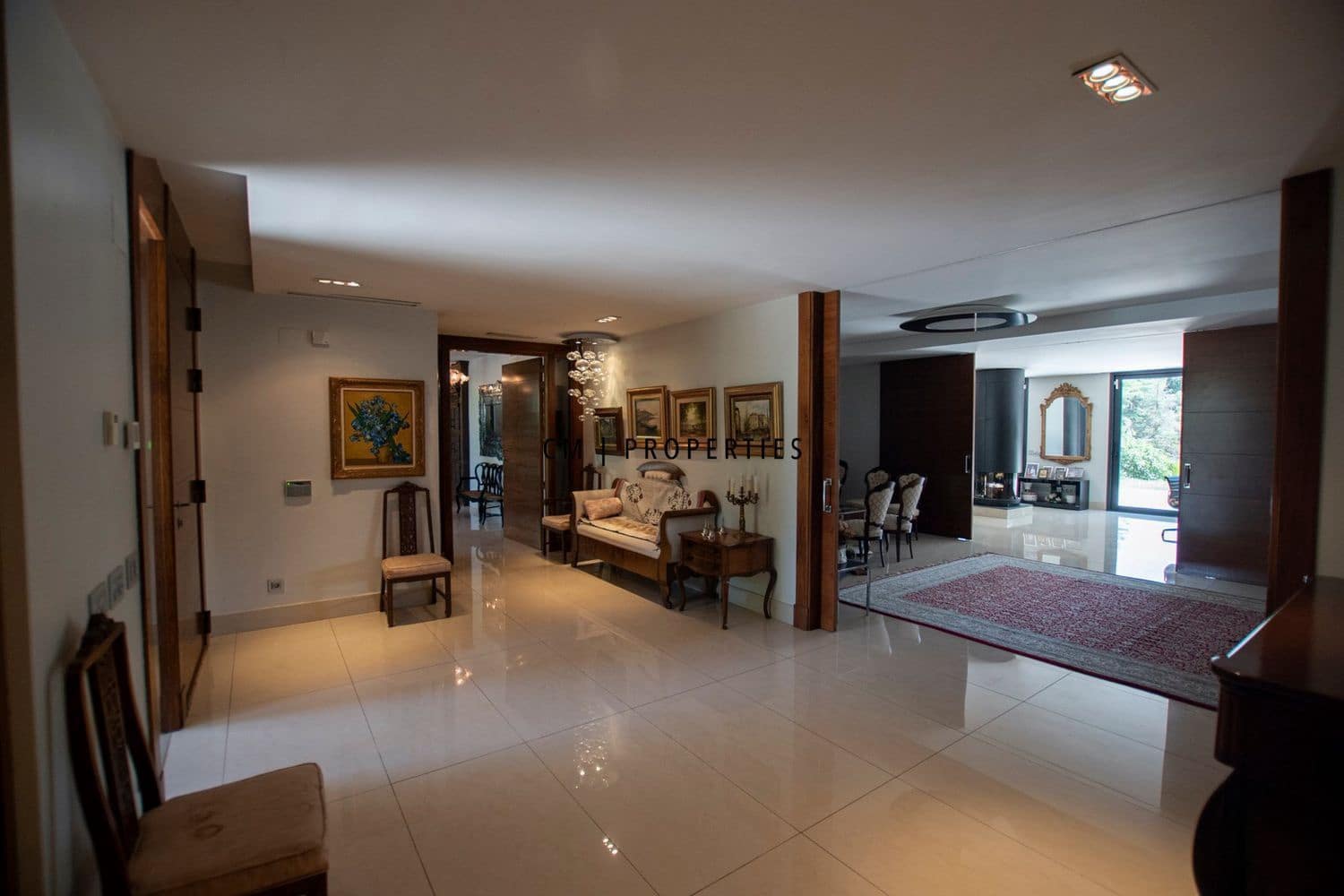 8 bedroom Villa for sale in Madrid city with pool garage - € 3,500,000 (Ref: 9341160)