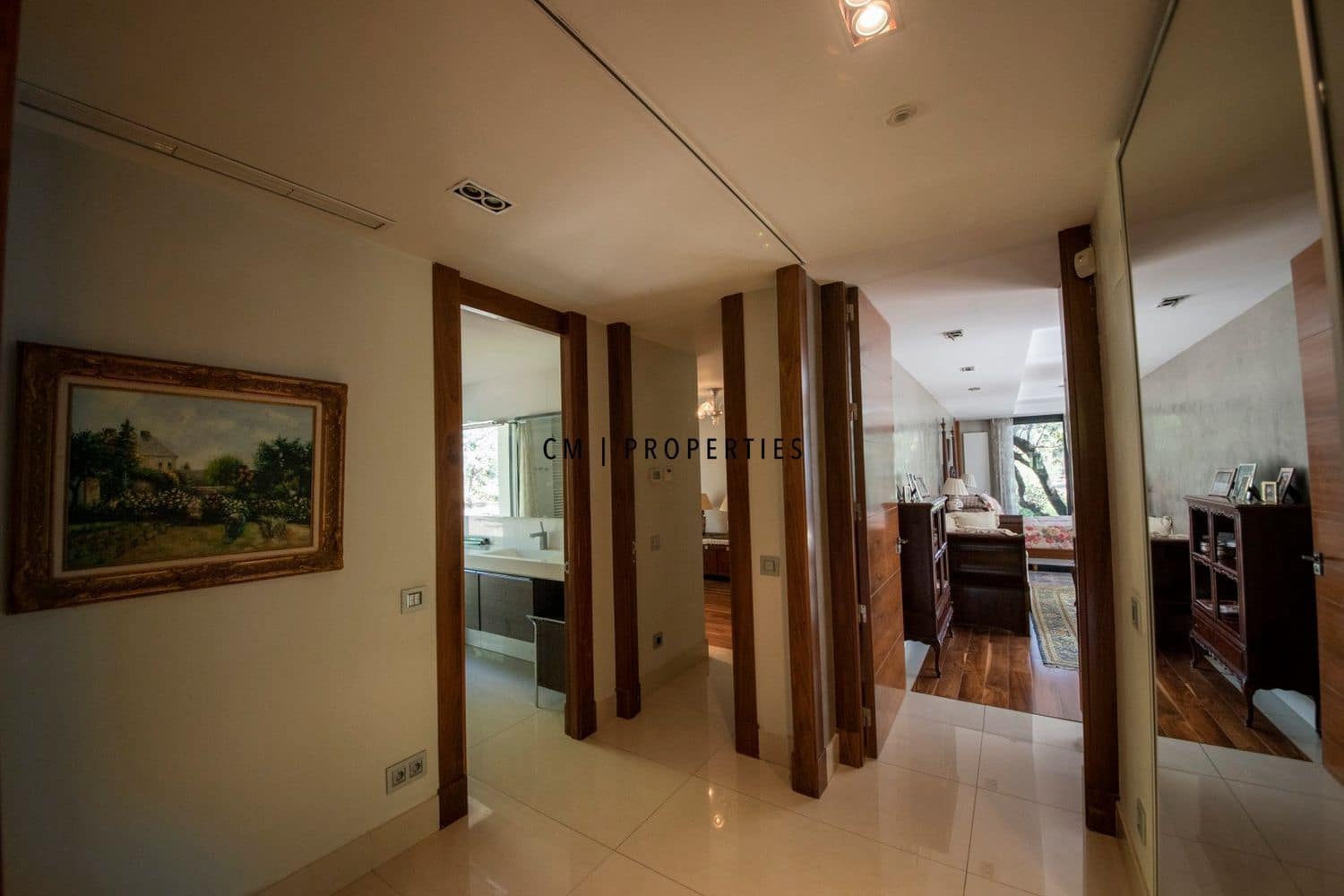 8 bedroom Villa for sale in Madrid city with pool garage - € 3,500,000 (Ref: 9341160)