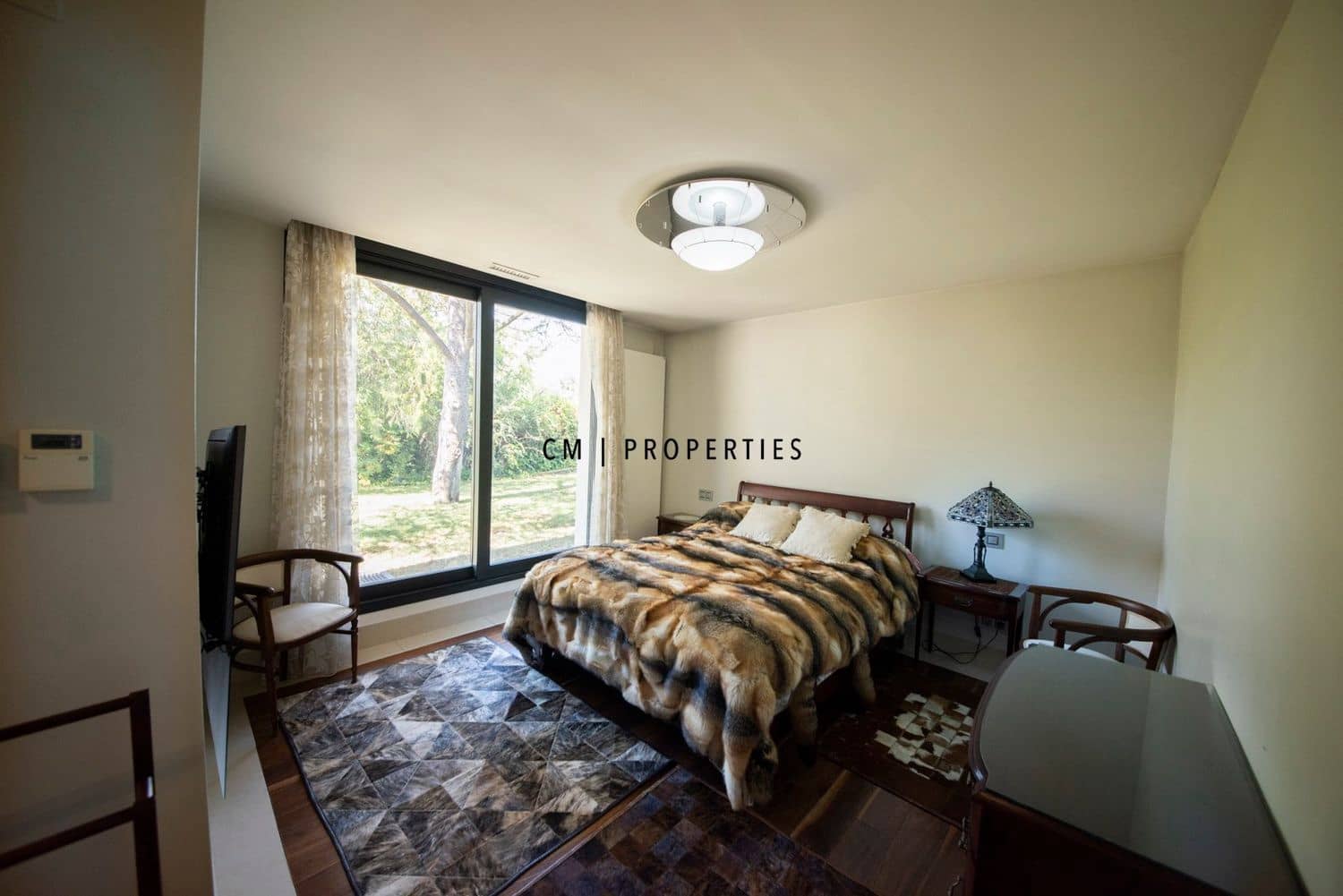 8 bedroom Villa for sale in Madrid city with pool garage - € 3,500,000 (Ref: 9341160)