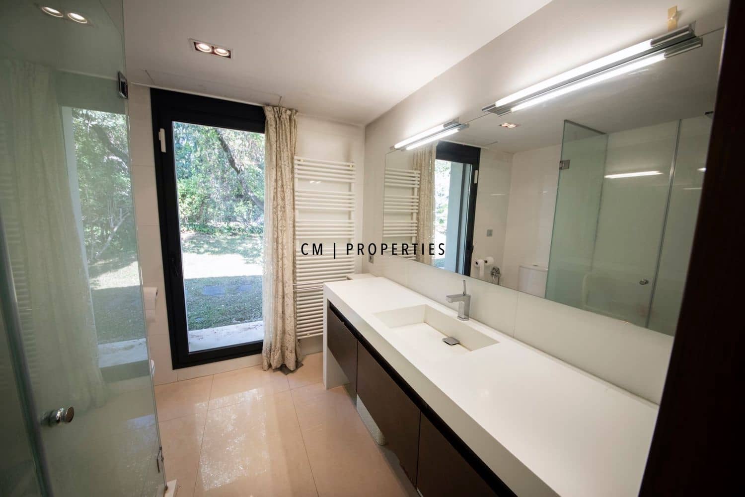 8 bedroom Villa for sale in Madrid city with pool garage - € 3,500,000 (Ref: 9341160)