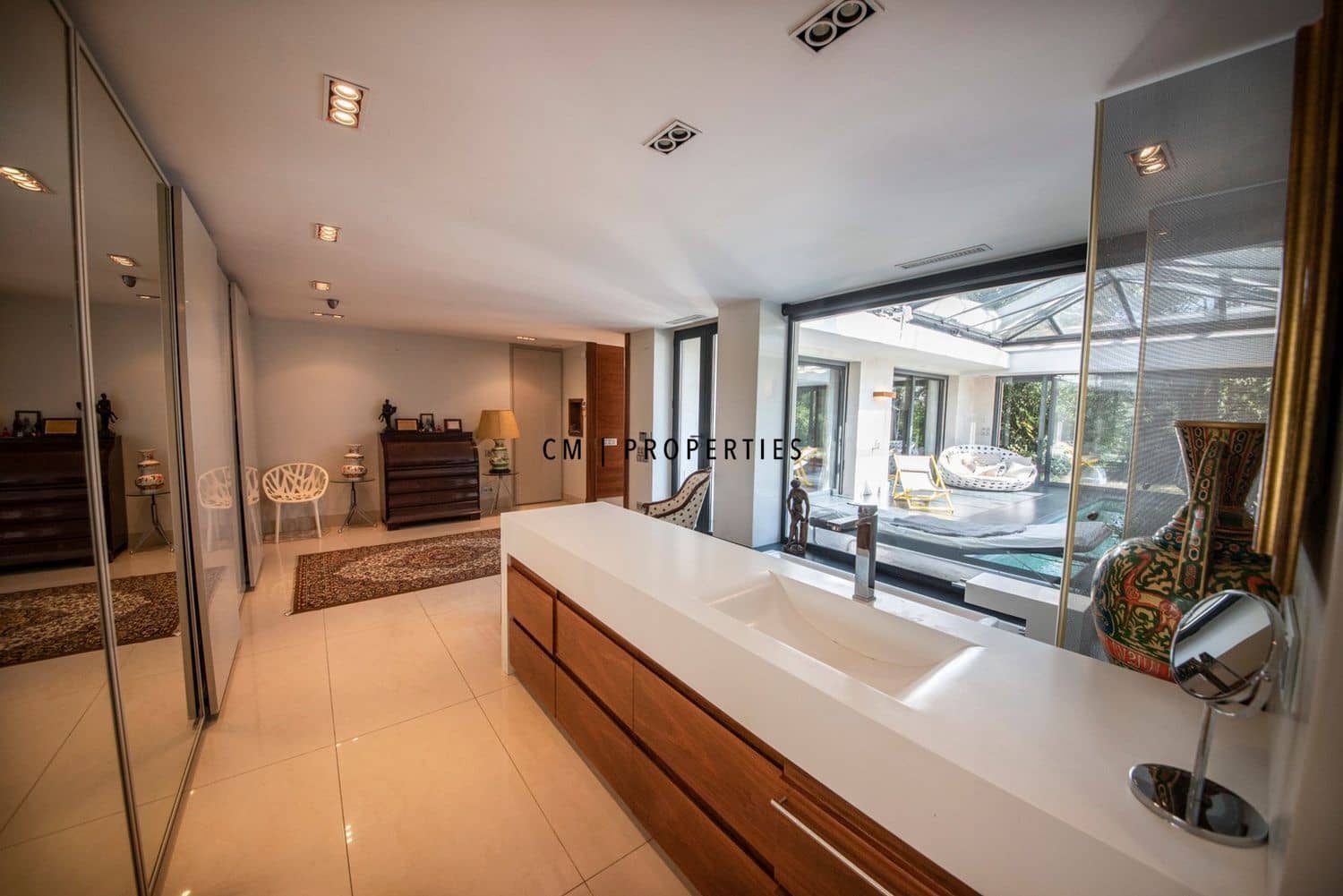 8 bedroom Villa for sale in Madrid city with pool garage - € 3,500,000 (Ref: 9341160)