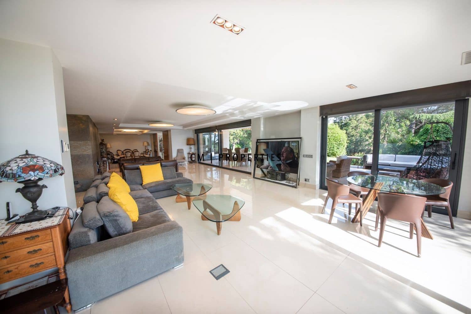 8 bedroom Villa for sale in Madrid city with pool garage - € 3,500,000 (Ref: 9341160)