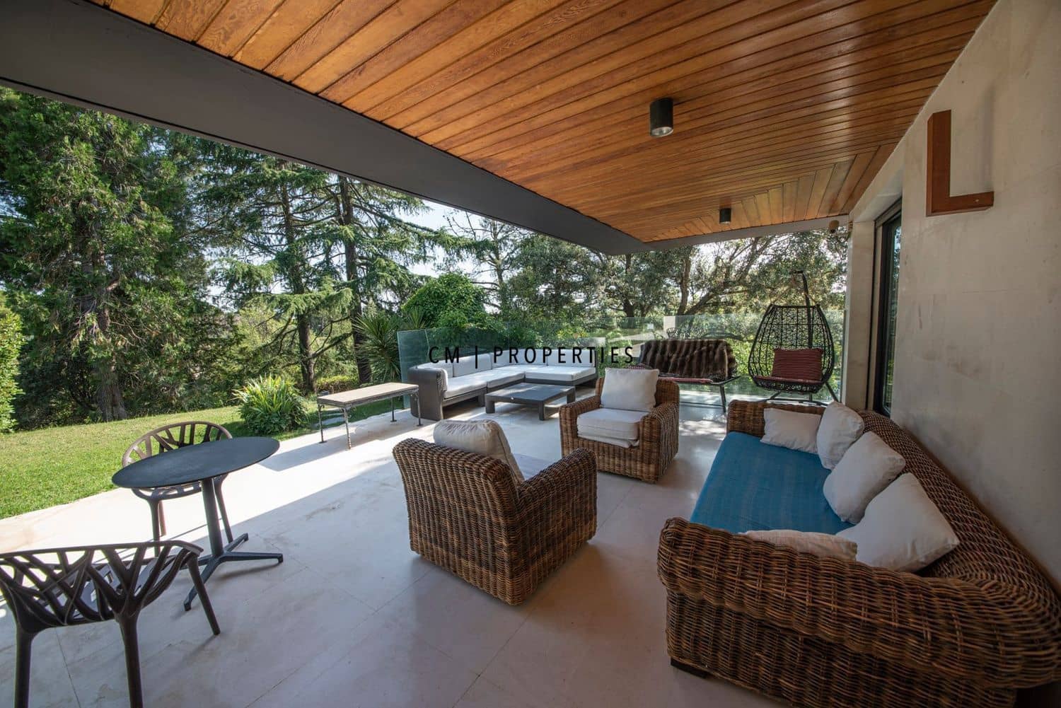 8 bedroom Villa for sale in Madrid city with pool garage - € 3,500,000 (Ref: 9341160)