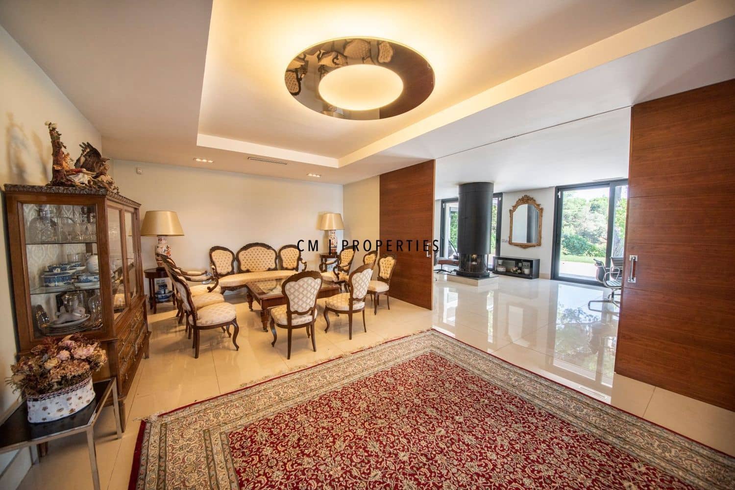 8 bedroom Villa for sale in Madrid city with pool garage - € 3,500,000 (Ref: 9341160)