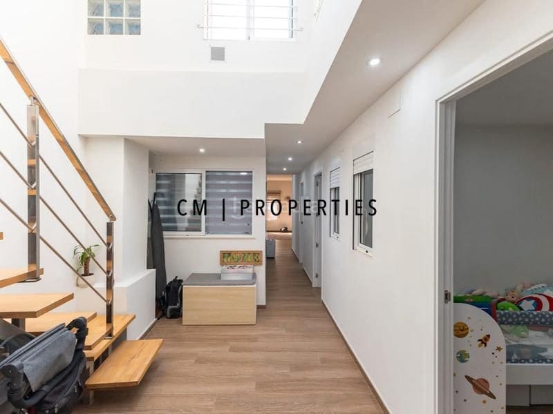 3 soverom Villa til salgs i Aldaia - € 282 000 (Ref: 9343616)