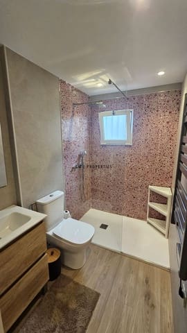 1 bedroom Penthouse for rent in Chiva with pool - € 1,250 (Ref: 9344174)