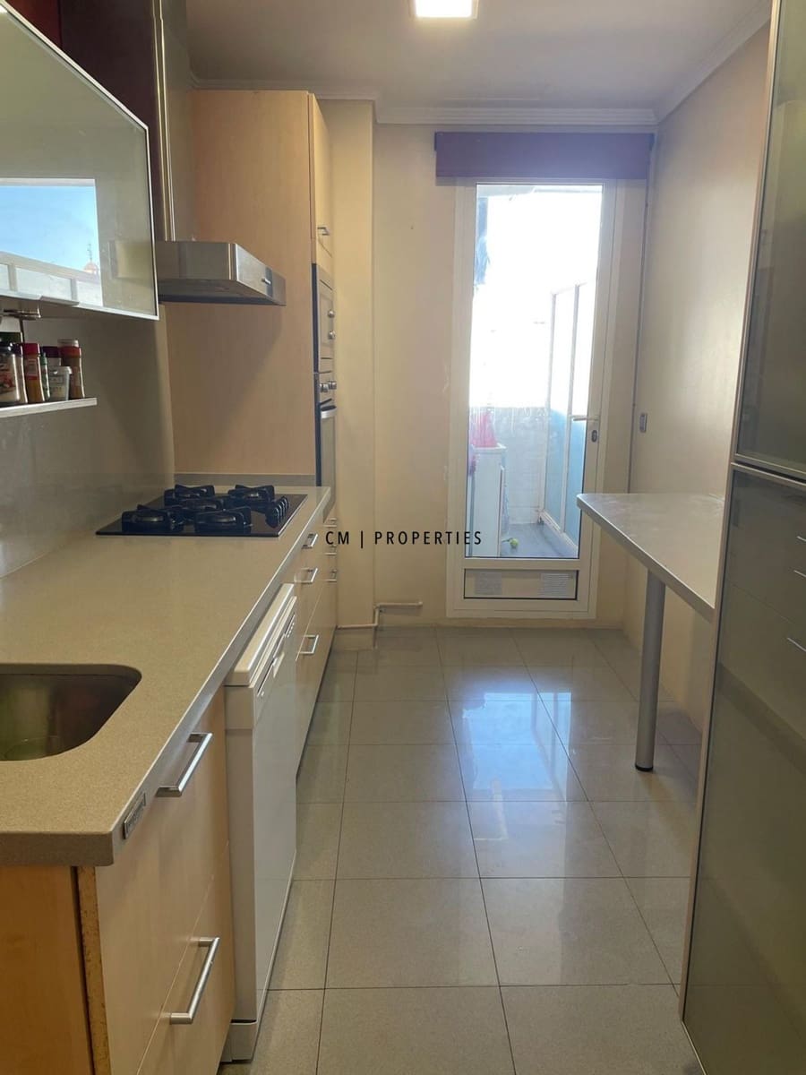 2 sypialnia Mieszkanie do wynajęcia w Miasto Walencja - 2 000 € (Ref: 9356511)