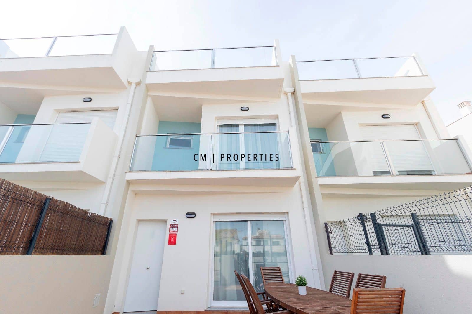 Casa de 4 habitaciones en Almenara en venta con piscina garaje - 360.000 € (Ref: 9357754)