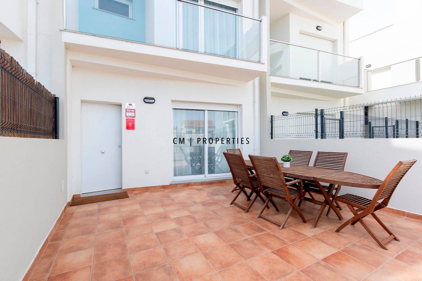 Casa de 4 habitaciones en Almenara en venta con piscina garaje - 360.000 € (Ref: 9357754)