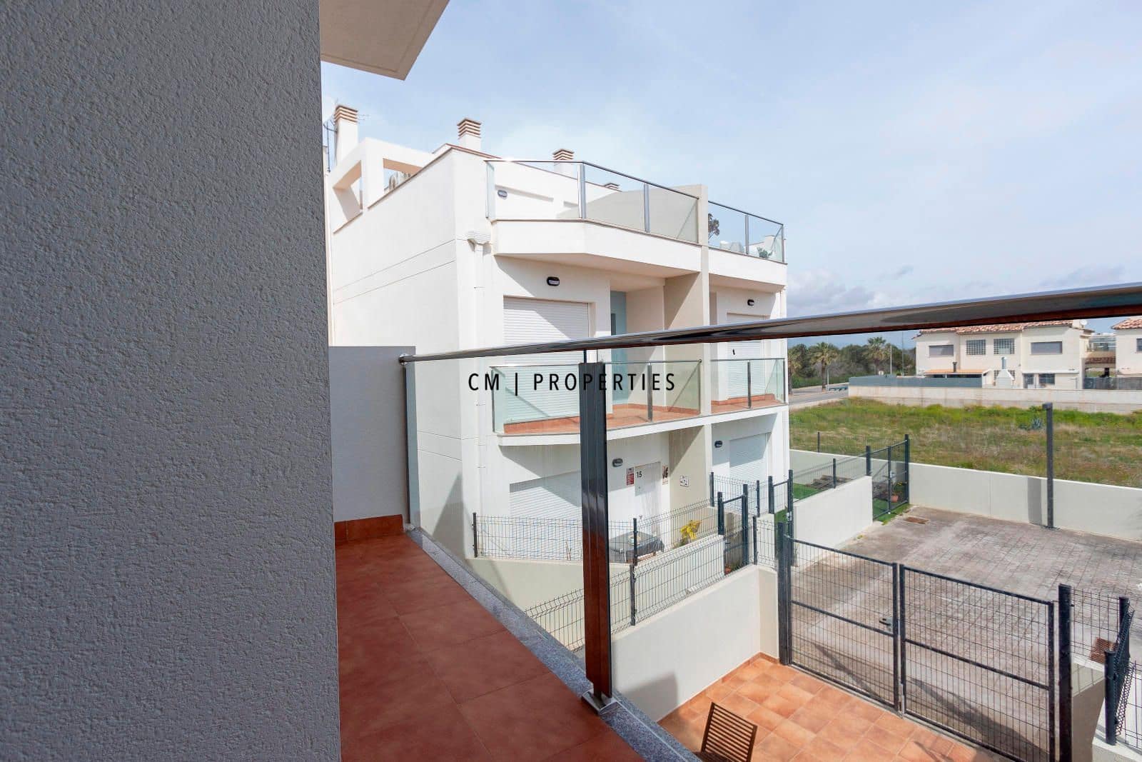 Casa de 4 habitaciones en Almenara en venta con piscina garaje - 360.000 € (Ref: 9357754)