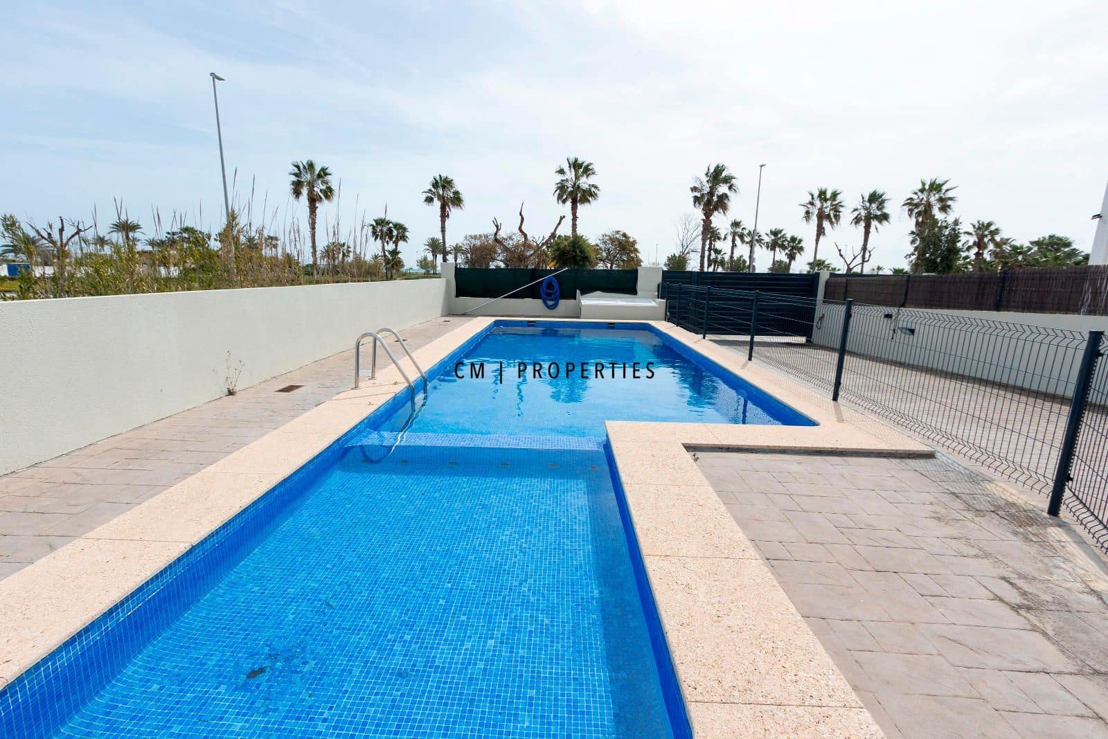 Casa de 4 habitaciones en Almenara en venta con piscina garaje - 360.000 € (Ref: 9357754)