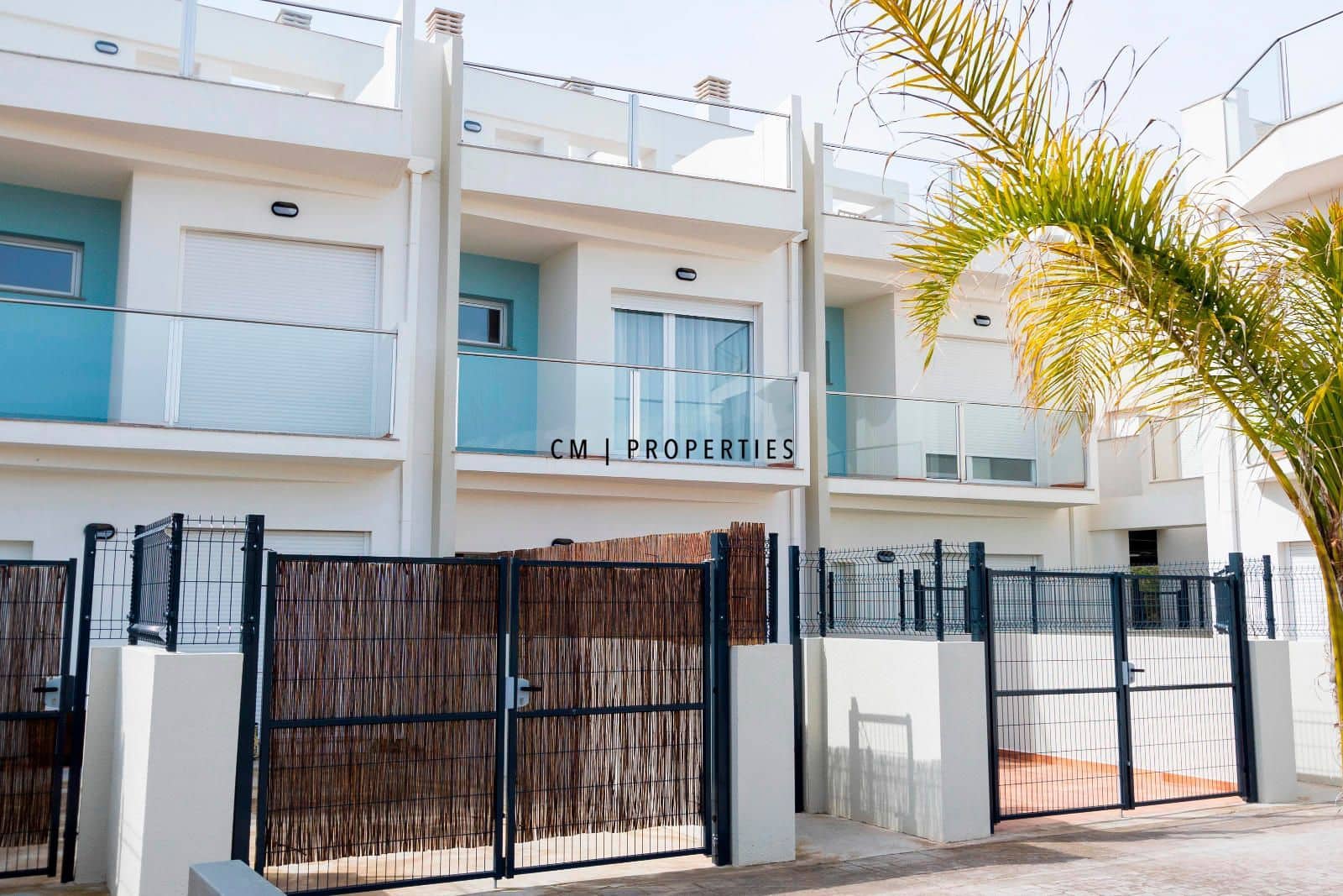 Casa de 4 habitaciones en Almenara en venta con piscina garaje - 360.000 € (Ref: 9357754)