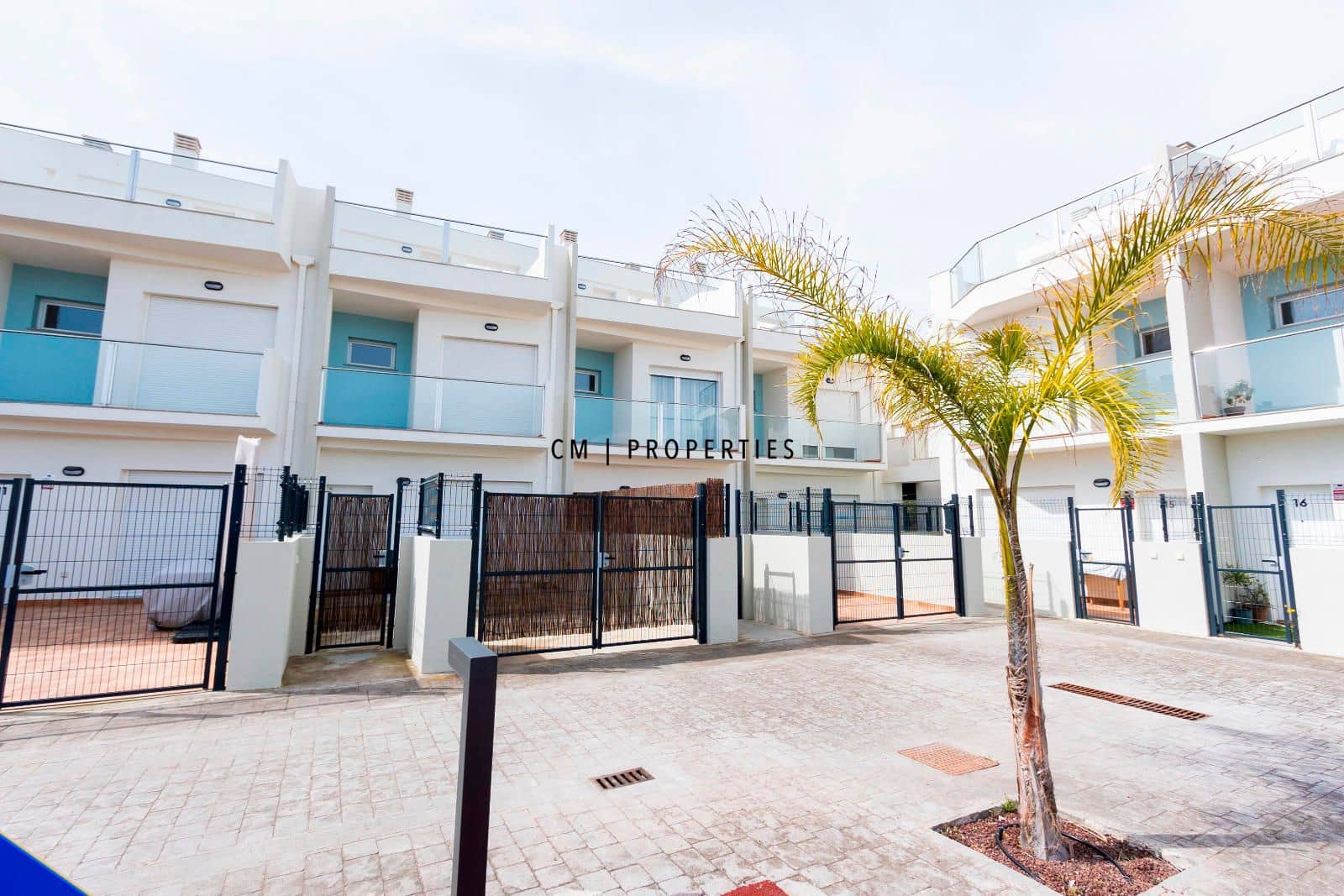 Casa de 4 habitaciones en Almenara en venta con piscina garaje - 360.000 € (Ref: 9357754)