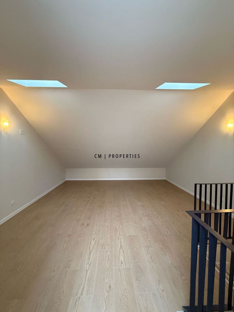 1 makuuhuone Asunto vuokrattavana paikassa Valencia kaupunki mukana uima-altaan 
autotalli - 1 800 € (Ref: 9360247)