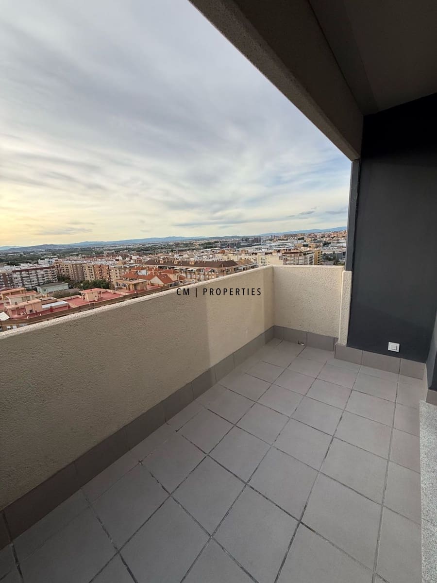 1 makuuhuone Asunto vuokrattavana paikassa Valencia kaupunki mukana uima-altaan 
autotalli - 1 800 € (Ref: 9360247)