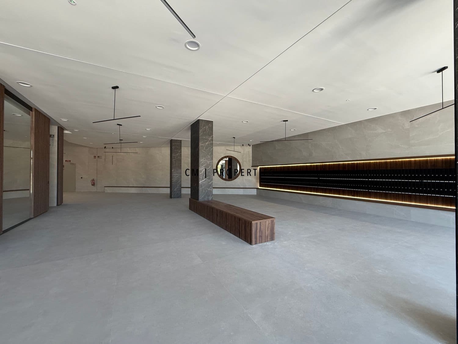 1 makuuhuone Asunto vuokrattavana paikassa Valencia kaupunki mukana uima-altaan 
autotalli - 1 800 € (Ref: 9360247)