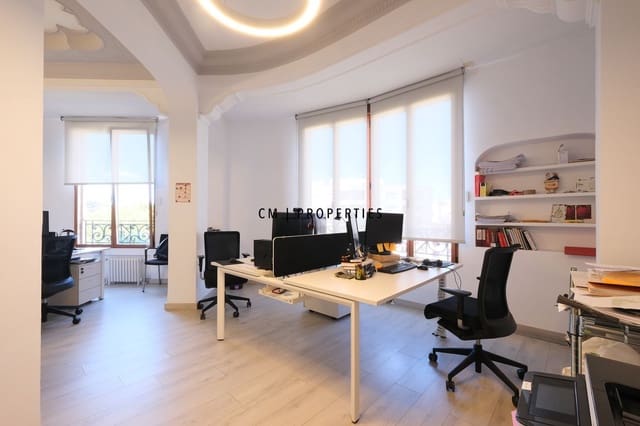 Kontor til leie i La Gran Via, Valencia by - € 3 000 (Ref: 9360785)