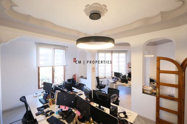 Kontor til leie i La Gran Via, Valencia by - € 3 000 (Ref: 9360785)