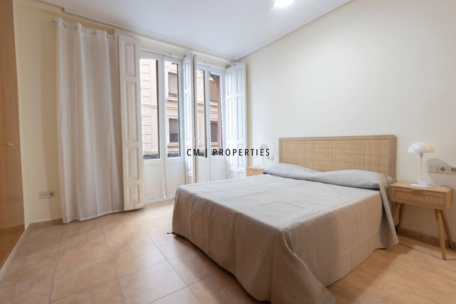 1 slaapkamer Flat te huur in Valencia stad - € 1.600 (Ref: 9363022)