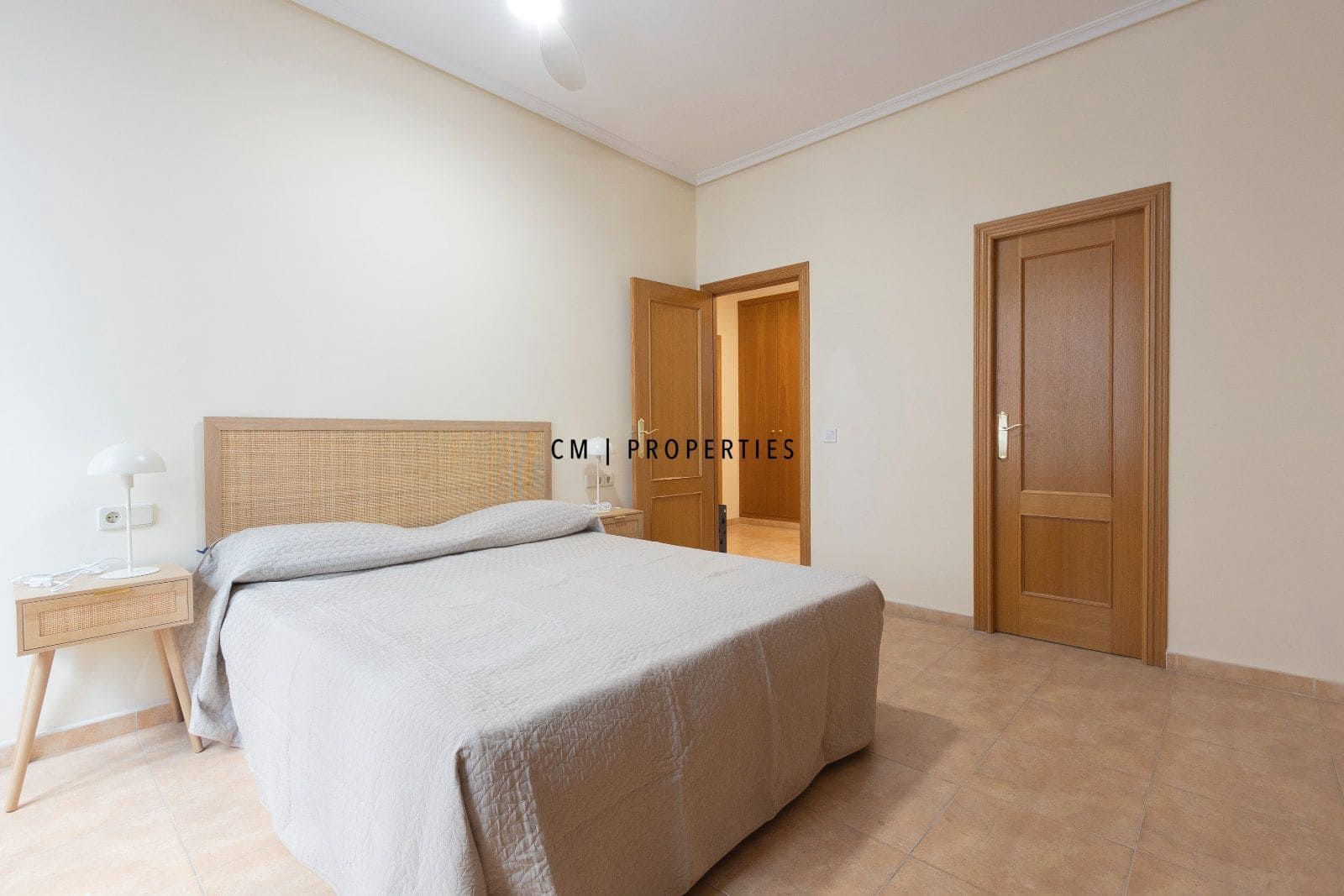 1 slaapkamer Flat te huur in Valencia stad - € 1.600 (Ref: 9363022)