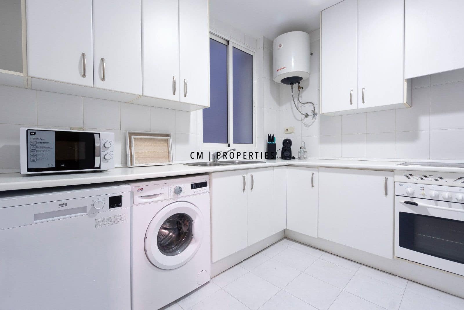 1 slaapkamer Flat te huur in Valencia stad - € 1.600 (Ref: 9363022)